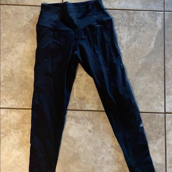 ALO Yoga Pants - Black ALO leggings (s)